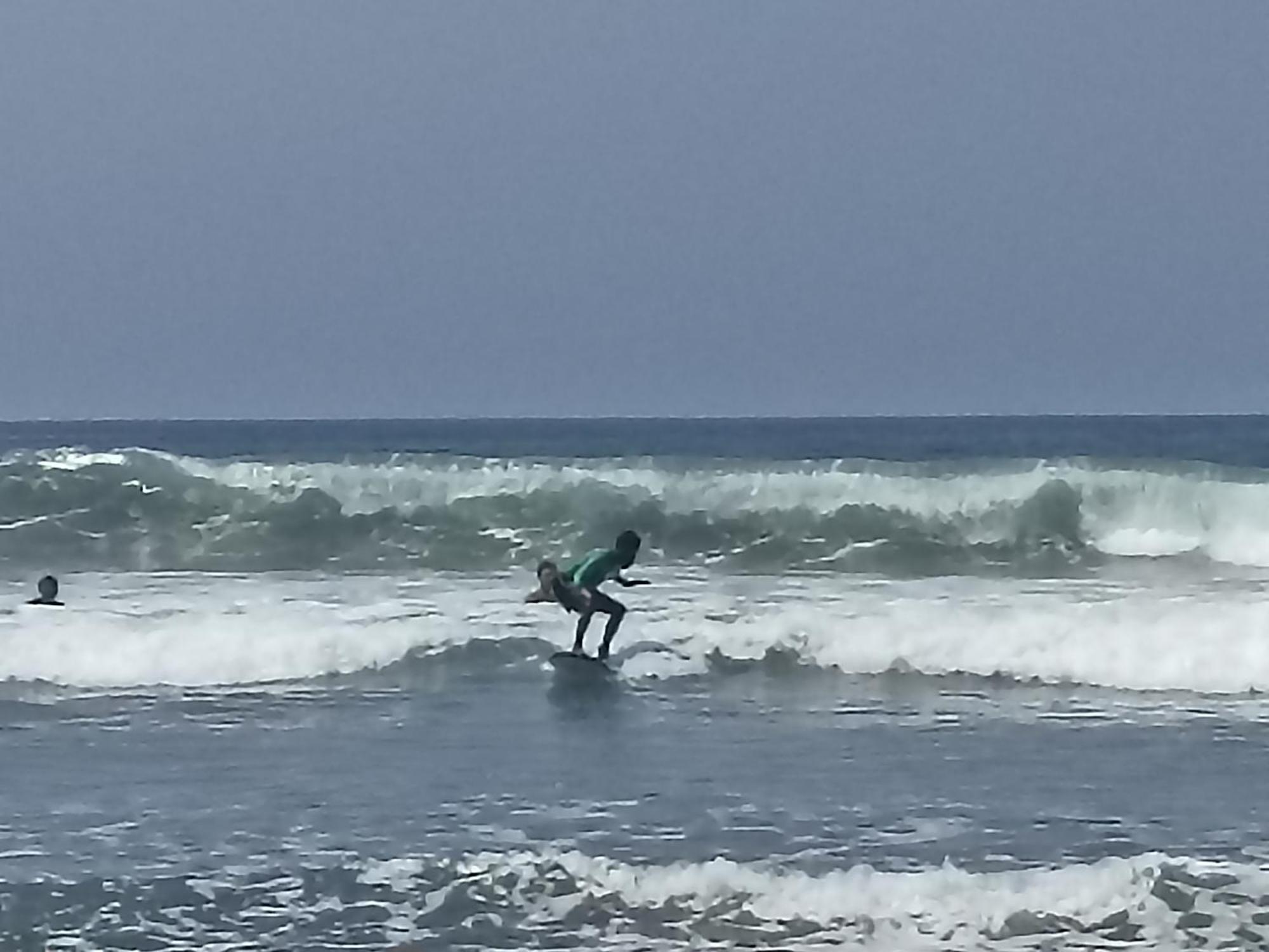 Ayolah Surf House &Surf Camp Lägenhet Jembrana Exteriör bild