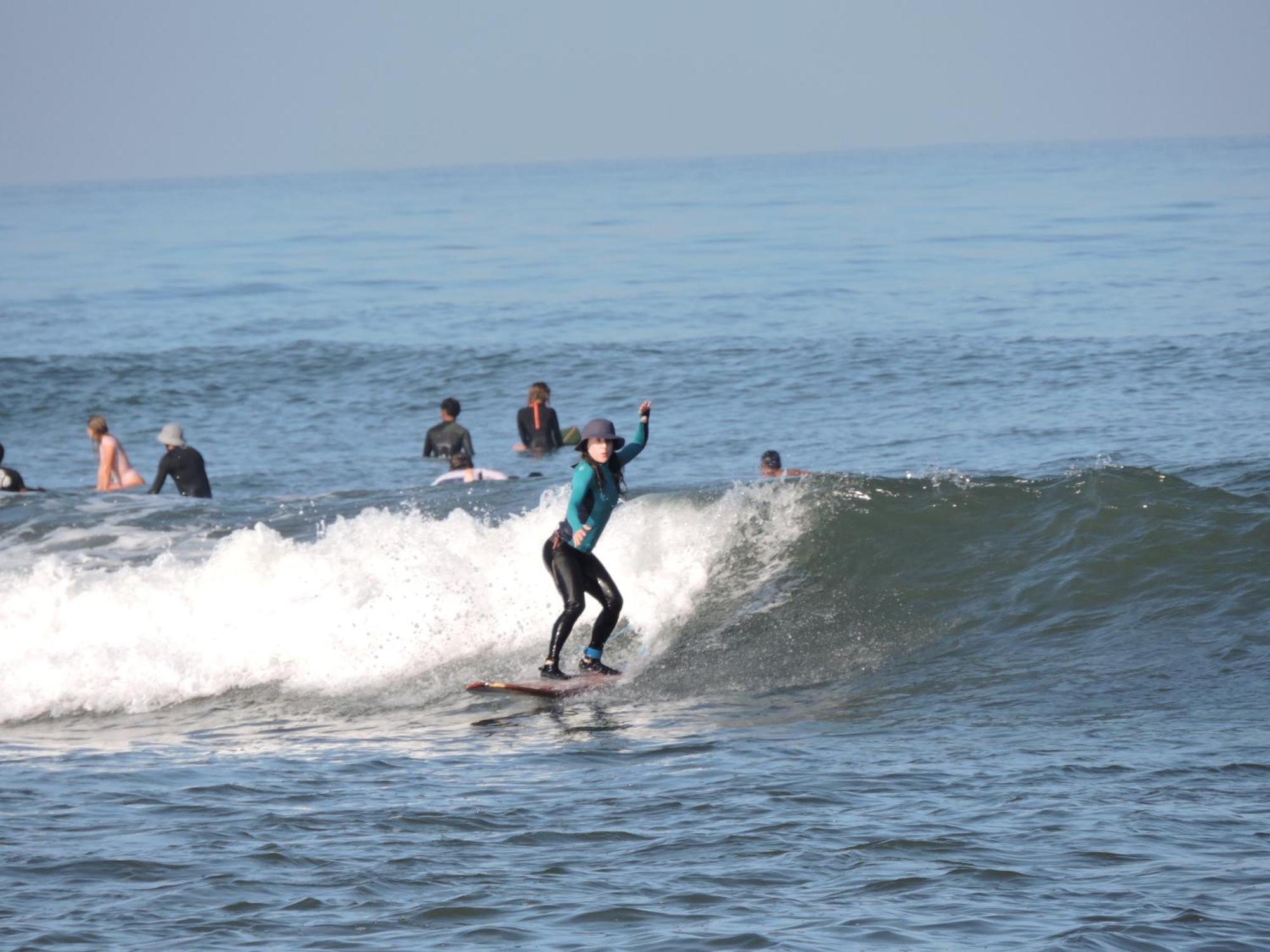 Ayolah Surf House &Surf Camp Lägenhet Jembrana Exteriör bild